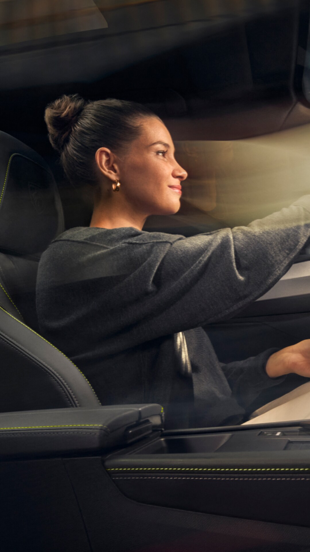 Interior PEUGEOT E-308