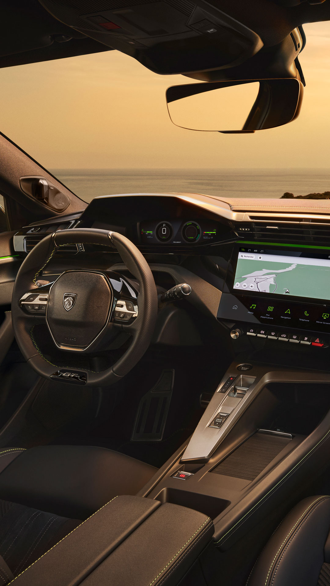Nouvelle PEUGEOT 408 hybride i-Cockpit